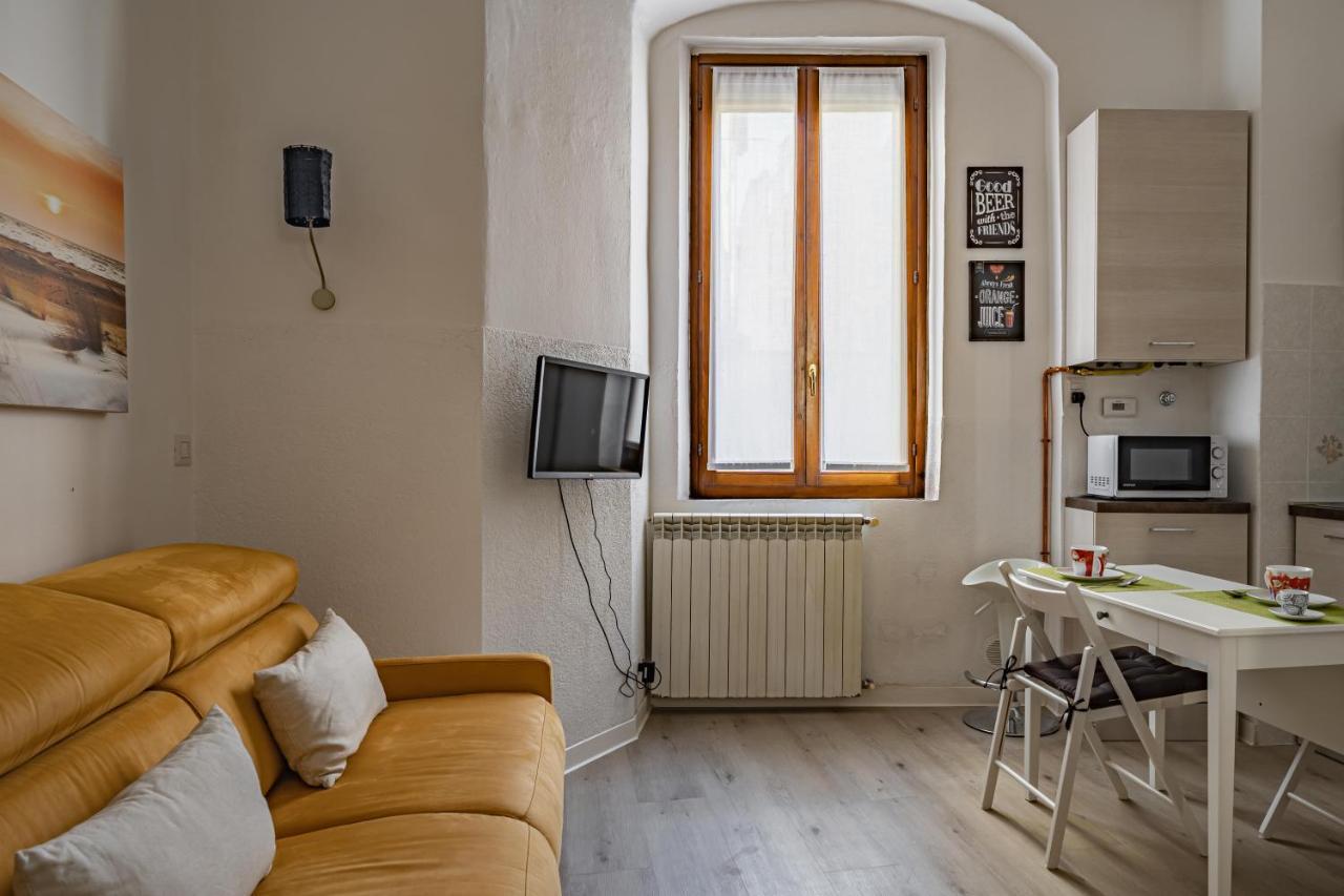 Milano, La Casetta Di Beatrice - By Host4U Buitenkant foto